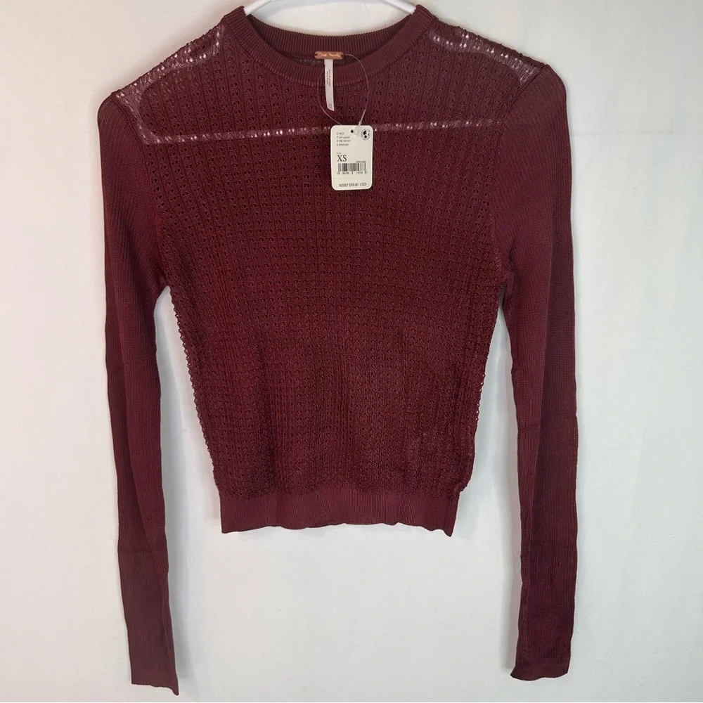NWT FREE PEOPLE H20 CREW NECK PULLOVER  SWEATER TOP RAW GARNET. XS